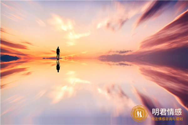 面对老公的频繁出轨怎么办,聪明女人的做法
