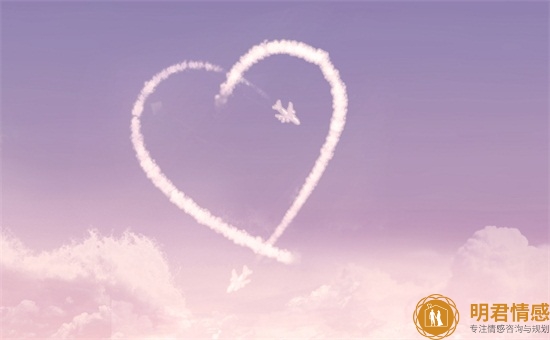 吵架后聪明女人的做法,女人吵架后的正确做法 吵架后聪明女人的做法,女人吵架后的正确做法