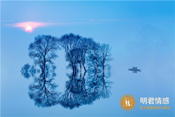 闪婚夫妻要怎么相处融洽,闪婚的夫妻应该如何维系感情