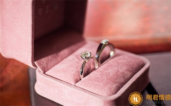 不爱一个人的表现,不喜欢一个人有什么表现