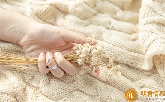 男生追你有诚意的表现,有这五种的说明是真爱