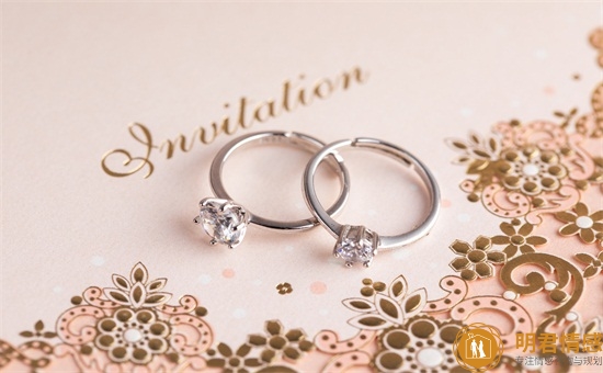 女朋友不理你不回信息,我该怎么哄