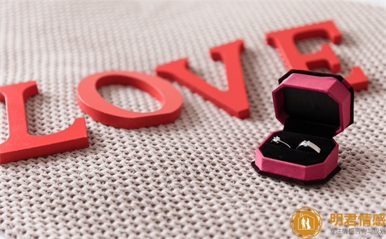 冷战后不联系你的男人,这几种表现说明根本就不爱你 冷战后不联系你的男人,这几种表现说明根本就不爱你