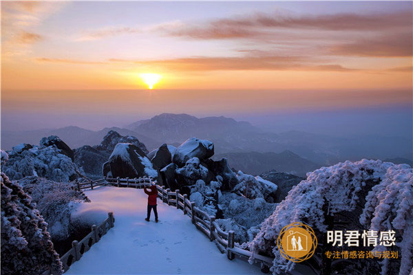 婚姻的维持靠什么?看完你就明白了
